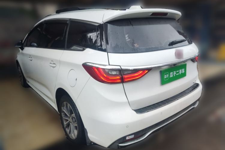 Used BYD Song MAX 2019 1.5T Automatic Smart Connect Ruiyi Sunroof Version 6 Seats China VI Standard