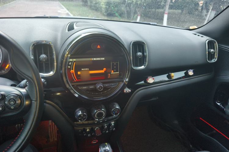 Used MINI Countryman 2018 1.5T COOPER ALL4 Racing Driver