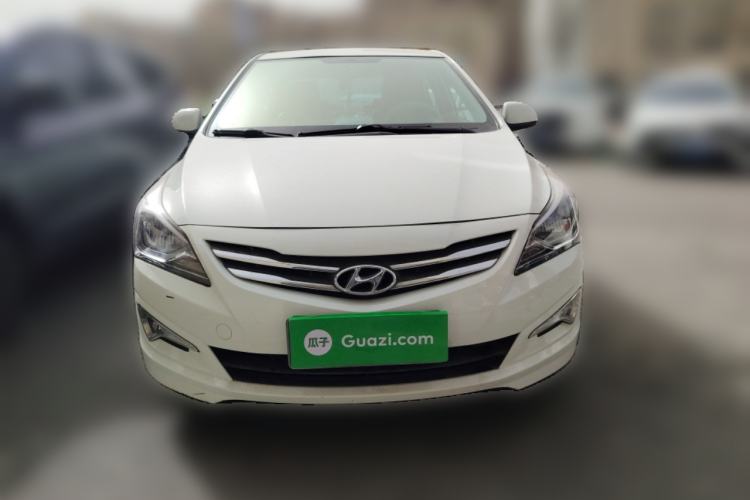Used Hyundai Verna (older generation) 2014 1.4L Manual Smart GLS Trim
