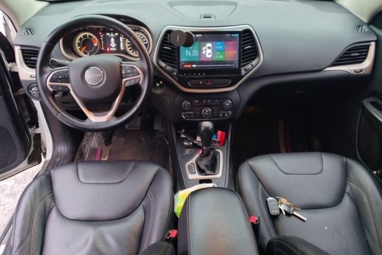 Used Jeep Cherokee 2016 2.4L Professional Edition