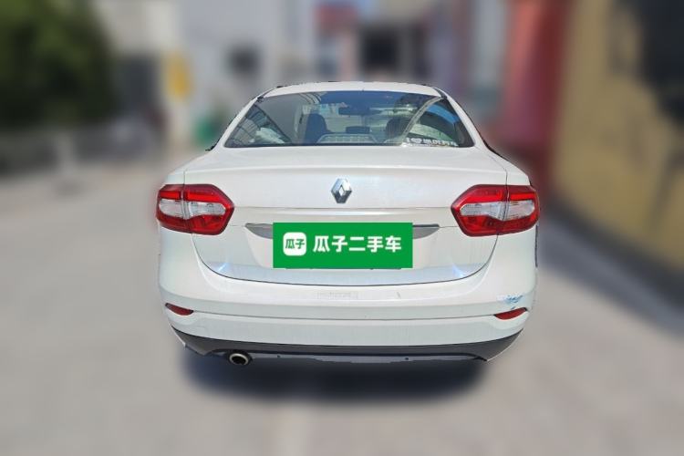 Used Renault Fluence 2013 2.0L Standard Edition
