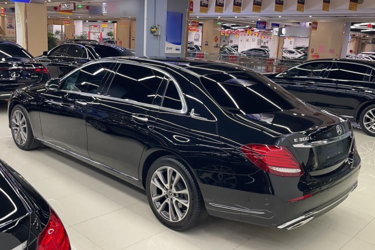 Used Mercedes-Benz E-Class 2019 Restyled E 300 L Luxury Edition Exterior 6