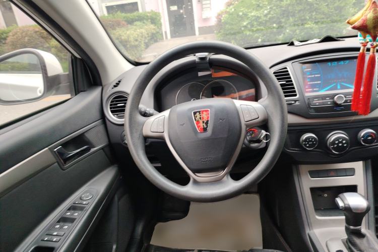 Used Roewe 350 2014 1.5L Automatic Xunyue Version Steering Wheel