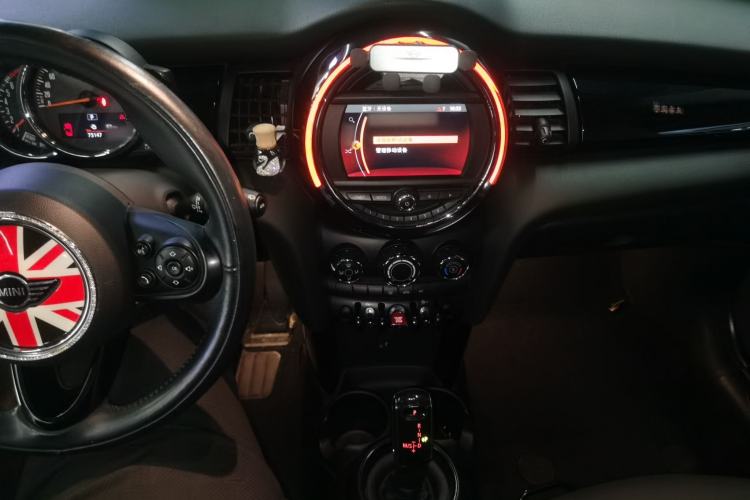 Used MINI MINI 2018 1.5T ONE PLUS
