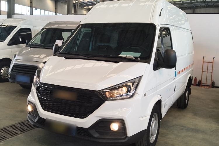 Used JMC Transit 2019 2.8T Commercial Version Short Wheelbase Mid-Roof 3-Seater China VI Standard JX493