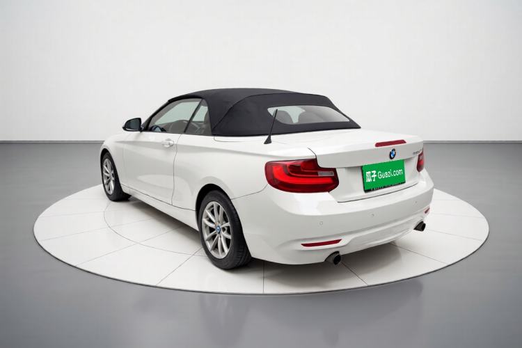 Used BMW 2 Series 2015 218i Convertible Coupe Exterior 3
