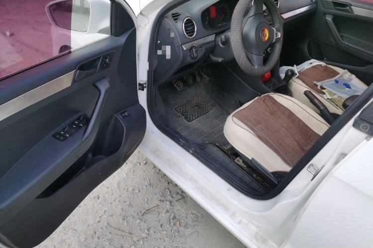 Used Volkswagen Jetta 2015 Zhuihui Edition 1.4L Manual Fashion Model