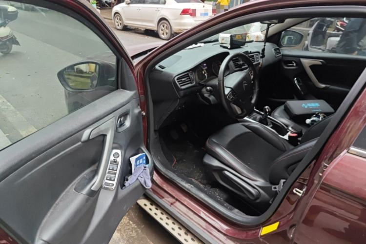 Used Citroen C3-XR 2015 1.6L Manual Pioneer Model
