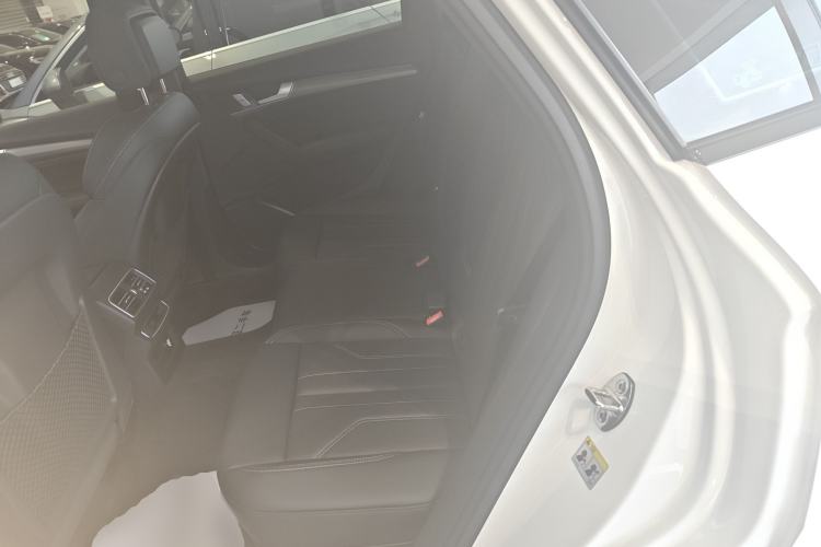 Used Audi Q5L 2025 quattro 45th Anniversary Edition 40 TFSI Luxury Dynamic Model