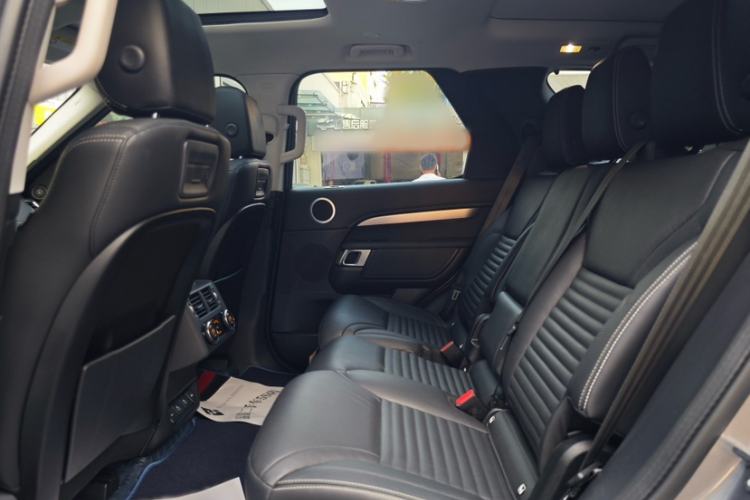 Used Land Rover Discovery 2021 360 PS R-Dynamic S
