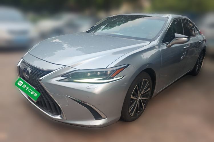 Used Lexus ES 2021 300h Deluxe Edition