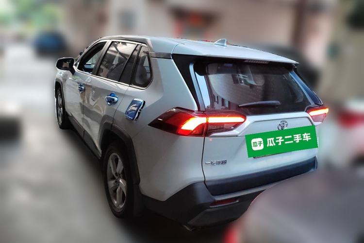 Used Toyota RAV4 2021 2.0L CVT Two-Wheel Drive Fashion Edition