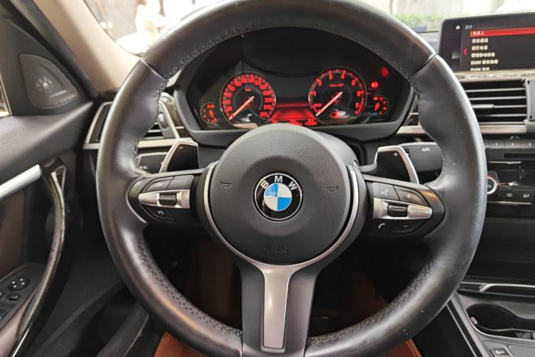 Used BMW 3 Series 2018 320Li M Sport Night Edition Steering Wheel