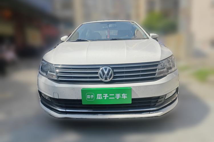 Used Volkswagen Lavida 2017 1.6L Automatic Comfort Edition
