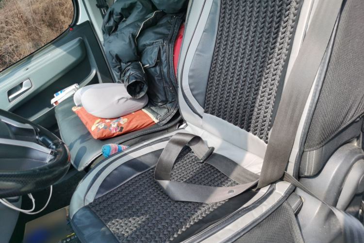 Used SAIC MAXUS Xintu V80 2023 2.0T Manual Classic Aoyuntong Long Wheelbase Mid-Height 6/7/8/9-Seater