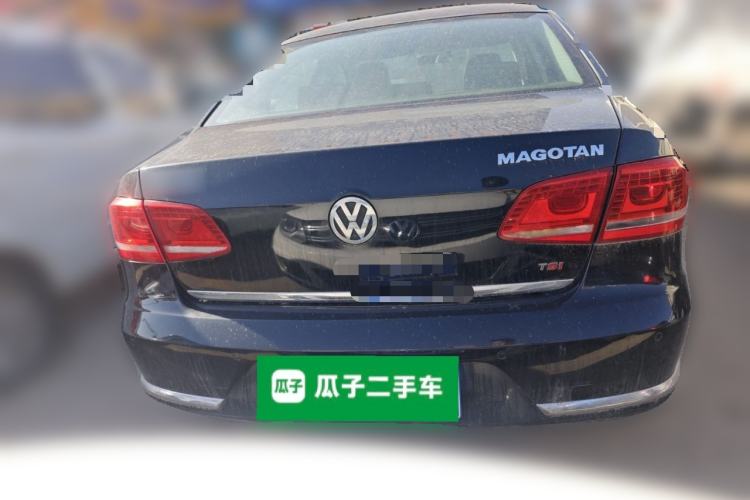 Used Volkswagen Magotan 2012 Revised 1.8TSI Luxury Version Rear