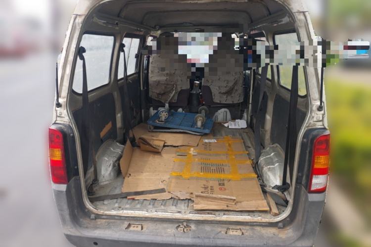 Used Wuling Zhiguang 2013 1.0L Practical Version Trunk