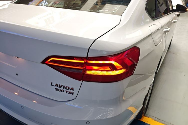 Used Volkswagen Lavida 2018 280TSI DSG Comfort Edition China V Standard