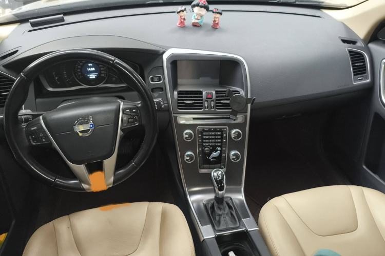 Used Volvo XC60 2014 T5 Zhiyi Edition
