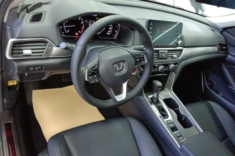 Used Honda Accord 2018 260TURBO Elite Edition China V Center Console