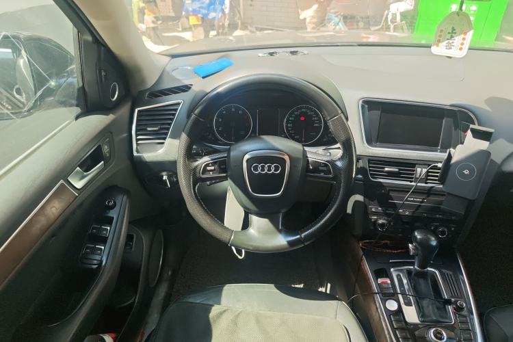 Used Audi Q5 2011 2.0TFSI Luxury Edition
