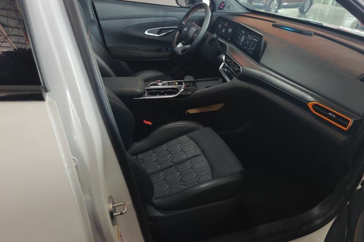 Used CHANGAN UNI-T 2022 1.5T Prestige Version