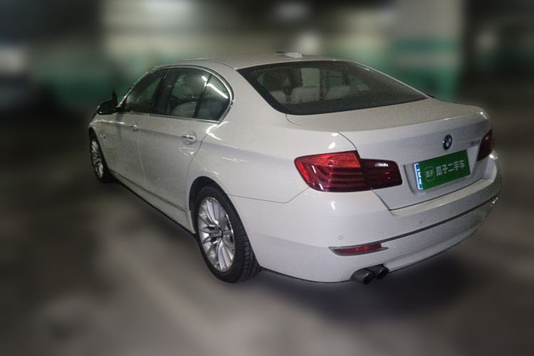 Used BMW 5 Series 2013 525Li Leading Model
