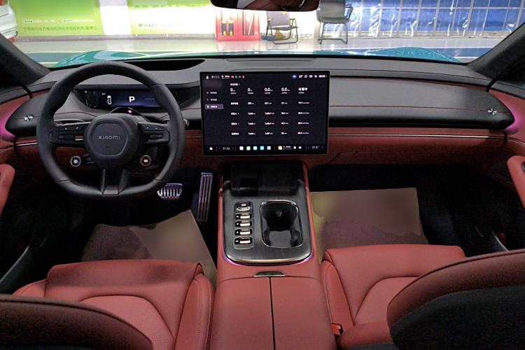 Used Xiaomi Auto SU7 2024 Four-Wheel Drive Ultra-Long Range Advanced Intelligent Driving Max Edition Center Console