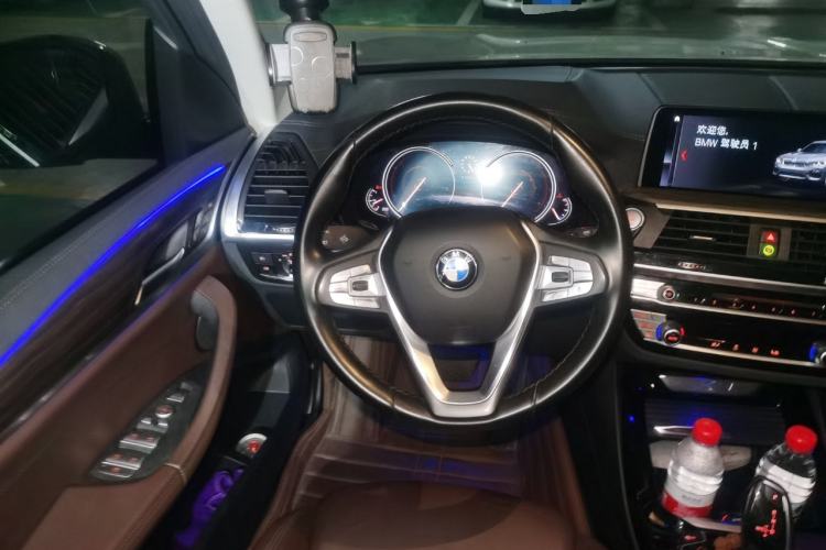 Used BMW X3 2018 xDrive28i Luxury Package China VI Emission Standard Steering Wheel