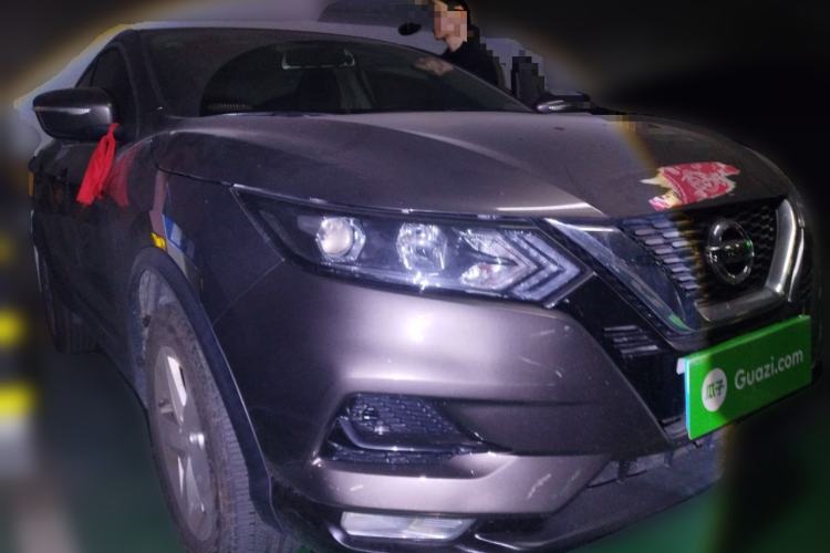 Used Nissan Qashqai 2019 2.0L CVT Smart Enjoyment Version Front Right 45 Deg