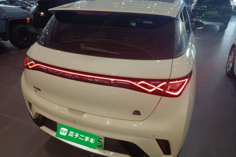 Used BYD Dolphin 2023 420 km Fashion Edition
