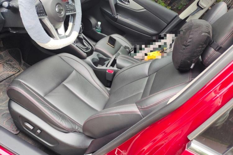 Used Nissan Qashqai 2021 2.0L CVT Luxury Edition Left Front Seat