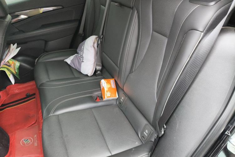 Used Buick Envision 2021 Encore Plus 652T Five-Seat All-Wheel-Drive Luxury Model
