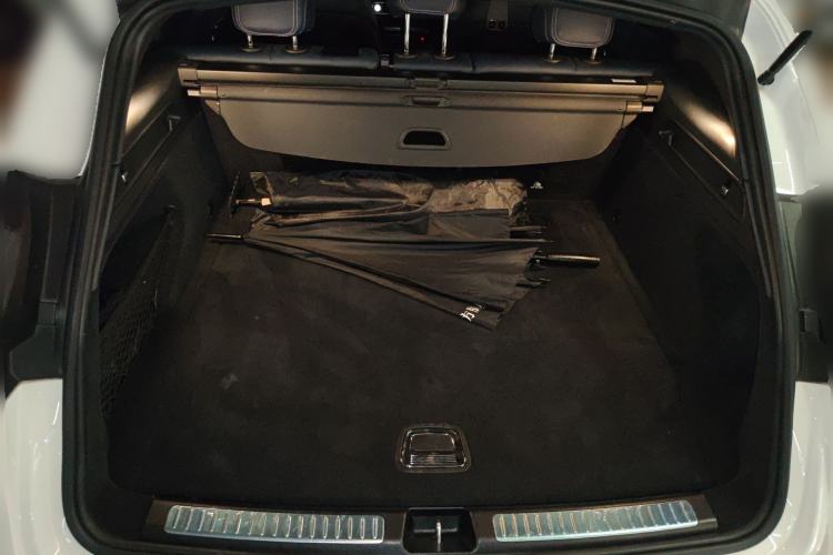 Used Mercedes-Benz EQC 2021 EQC 400 4MATIC Trunk