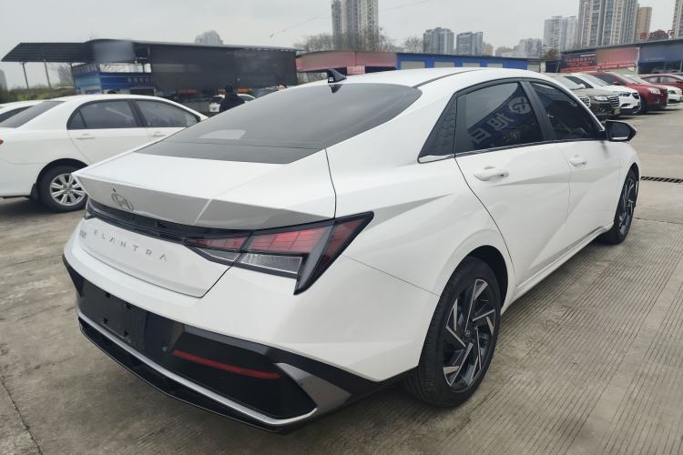 Used Hyundai Elantra 2023 1.5L CVT GLX Elite Edition
