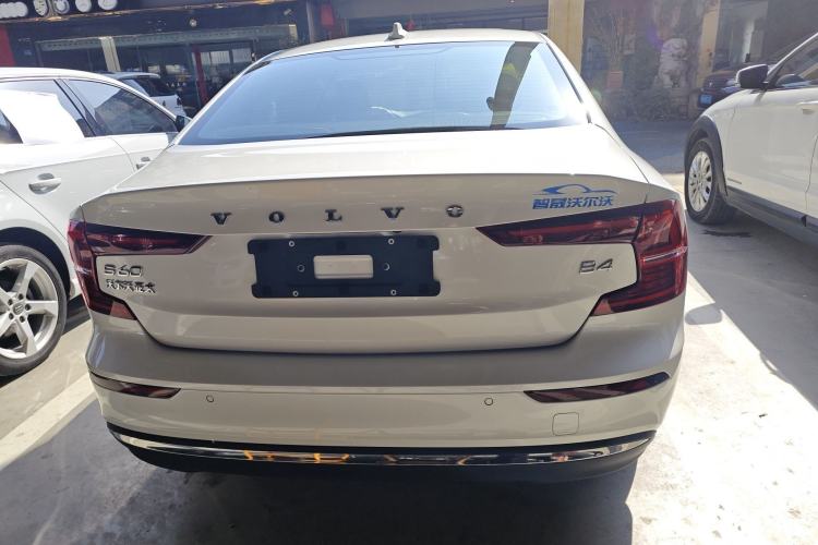 Used Volvo S60 2025 B4 Zhiyi Luxury Edition