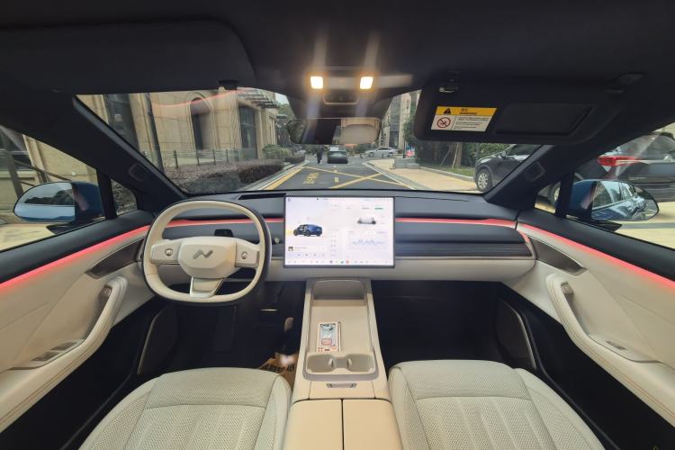 Used ONVO L60 2024 60 kWh Rear-Drive Version