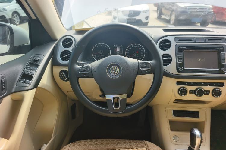 Used Volkswagen Tiguan L 2015 1.8TSI Automatic Two-Wheel Drive Luxury Model