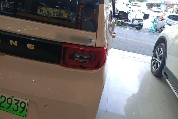 Used Wuling Hongguang MINIEV 2022 Macaron Premium Model – Lithium Ternary Battery
