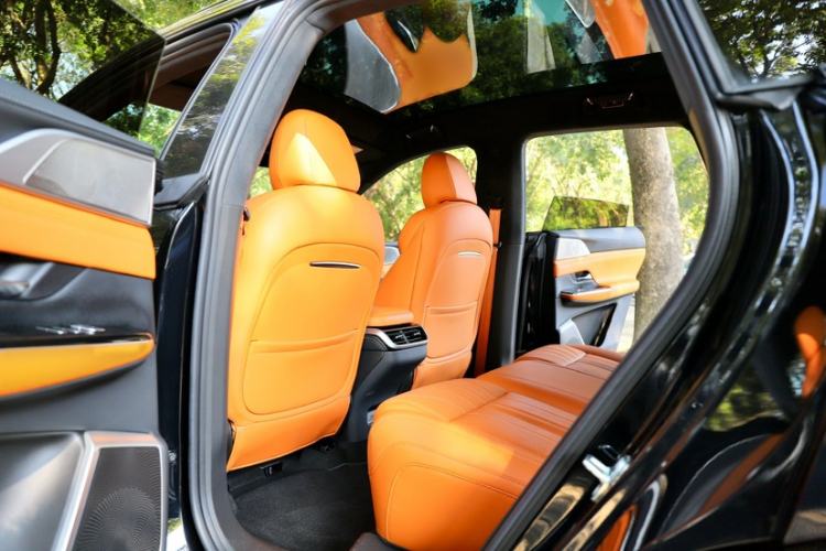 Used XPeng G9 2025 625 Long-Range Max Interior 10