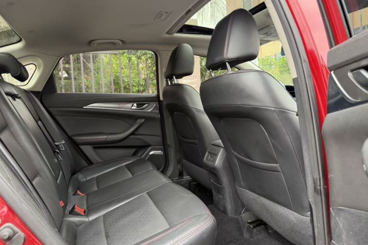 Used CHANGAN Eado 2019 Blue Whale Edition 280T GDI DCT High-Speed Model
