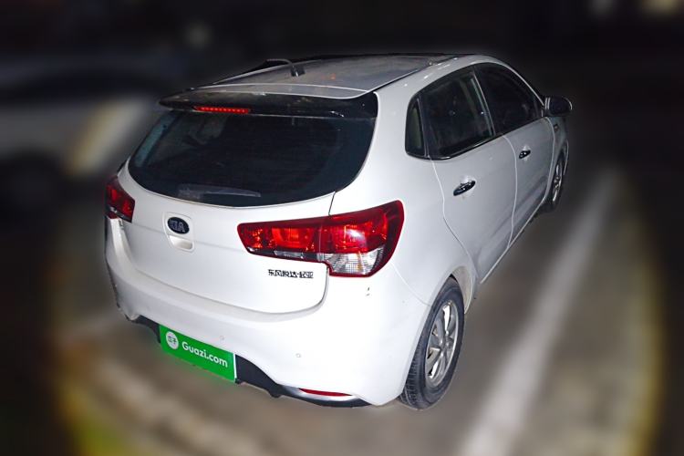 Used Kia K2 2015 Hatchback 1.4L AT GLS Cool Edition
