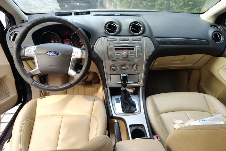 Used Ford Mondeo 2010 2.3L Fashion Edition
