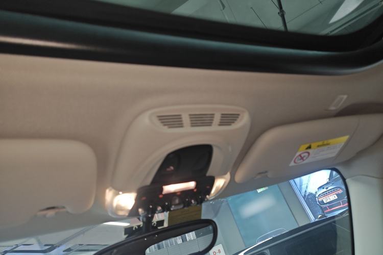 Used MINI MINI 2022 Updated 1.5T COOPER Artist Five-Door Edition