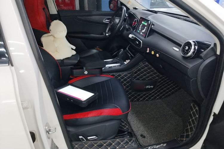 Used MG HS 2019 20T Automatic Two-Wheel Drive Trophy Super Sport Version China VI Standard Right Front Seat