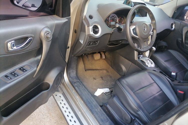 Used Renault Koleos 2014 Revised Version 2.0L Two-Wheel Drive Fashion Edition
