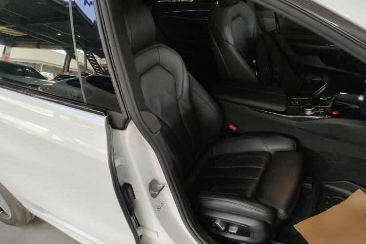 Used BMW 6 Series GT 2020 630i M Sport Package Right Front Seat