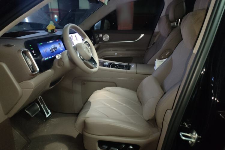 Used Hima AITO M9 2025 Extended-Range Ultra Version 52 kWh 6-Seater