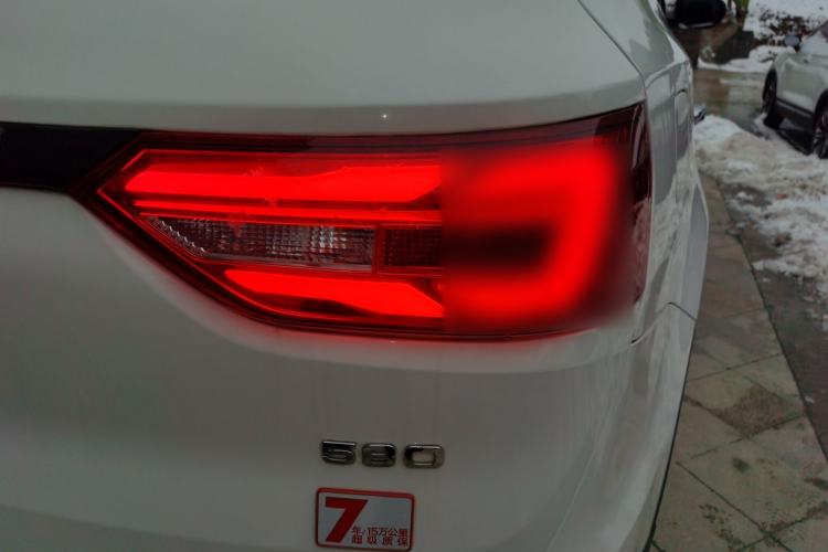 Used Dongfeng Fengon 580 2021 ☆ Star Edition 1.5T Automatic Luxury Version Right Rear Taillight