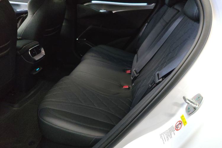 Used BYD Sealion 07 EV 2024 610 Long-Range Version Left Rear Seat